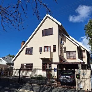 Clarence House Bed & Breakfast Cape Town Exterior photo