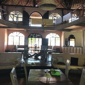 Room In Villa - Dolphin Suite 40 M2 In Villa 560 M2, Indian Ocean View Shimoni Exterior photo