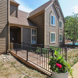 Overland Park Condo, Close To Lakes And Parks! Exterior photo