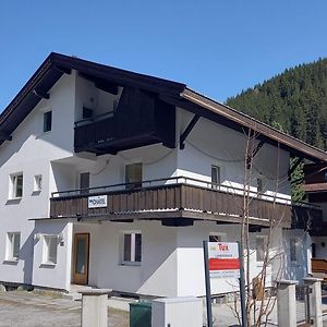 Haus Irmgard By Chatel Reizen Bed & Breakfast Tux Exterior photo