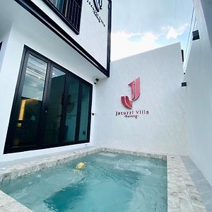 J Jacuzzi Villa Ranong Exterior photo