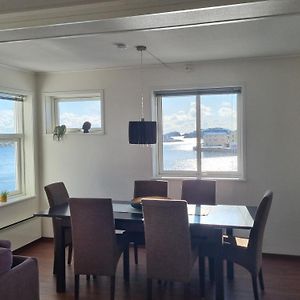 Apartment With Fantastic Seaview In Henningsvaer. Exterior photo