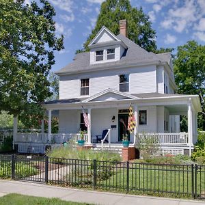 1915 Historic Cambridge Property With Fire Pit! Villa Exterior photo