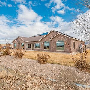 New! Hansel Home On 11 Acres Trails Out Backdoor! Fruita Exterior photo