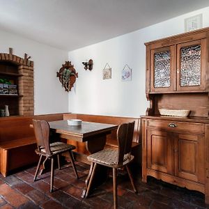 La Casetta Di Riva - Cozy Home In Lakeside Village Riva San Vitale Exterior photo