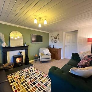 The Hebridean Crofthouse Villa Berneray Exterior photo