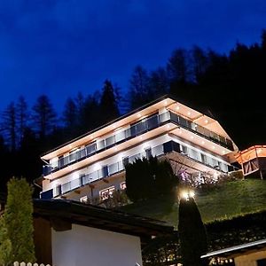 Haus Berghof Bed & Breakfast Gries am Brenner Exterior photo