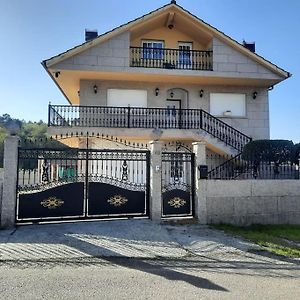 Fogar Dos Petellos, Mondariz. Villa Exterior photo