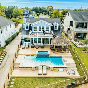 Kemah Bayfront Luxury Resort Getaway With Pool Exterior photo