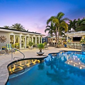 Backyard Oasis With Heated Pool Villa Fort Lauderdale Exterior photo