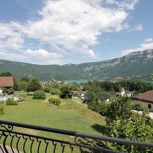 Beautiful Villa On The Slopes Of Lake Aiguebelette! Saint-Alban-de-Montbel Exterior photo