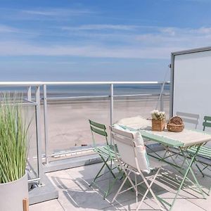 Huswell - Stunning Apartment With Sea-View On Top Location Knokke-Heist Exterior photo