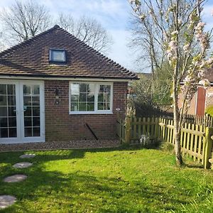 The Annexe At Albourne Villa Exterior photo