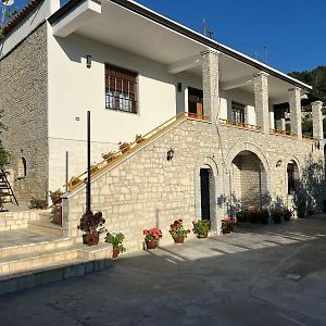 G.L. Apartments Berat Exterior photo