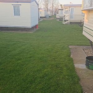 4 Berth Caravan Hotel Skegness Exterior photo