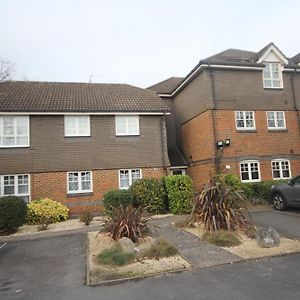 Colham Place Hillingdon Exterior photo