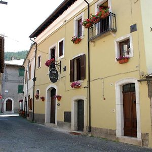 Bed And Breakfast Via Della Piazza Pescasseroli Exterior photo