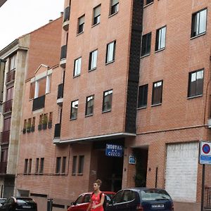 Hostal Cuzco Hotel Salamanca Exterior photo