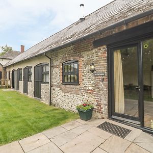 The Old Stables Villa Blandford Forum Exterior photo