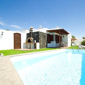 Villa El Golfo - By Az Rentals Puerto del Carmen  Exterior photo