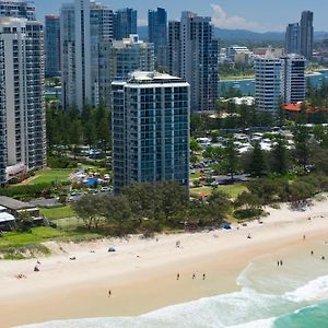 Golden Sands On The Beach - Absolute Beachfront Apartments Main Beach Exterior photo