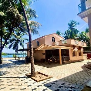 Cozinn B205 4Bhk Riverfront Villa With Beach View Kalyanpur Exterior photo