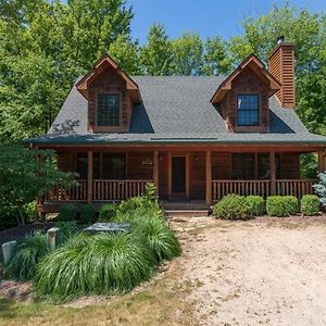 Our Get Aweigh - Cabin Retreat - Private Hot Tub - Community Pool - Goshorn Lake Access Villa Saugatuck Exterior photo