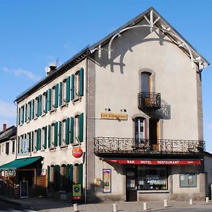 Hotel Des Voyageurs Chez Betty Neussargues en Pinatelle Exterior photo