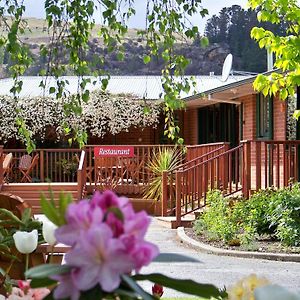 Lake Roxburgh Lodge Exterior photo