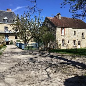 La Closerie De Gigny Maison Templiere Avec Piscine,Jacuzzi Villa Exterior photo