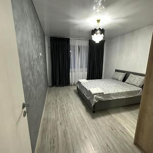 We Provide A Luxury Flat Apartment Bucharest Exterior photo