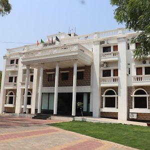 Hotel Kailas Residency Aurangabad  Exterior photo