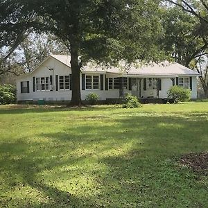 Relaxing Farm Retreat And Cattle Experience Close To College Golf And Casinos Scooba Exterior photo