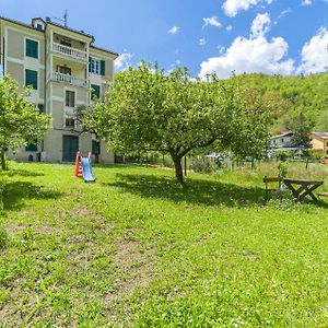 Lovely Apartment In Loco Di Rovegno Torriglia Exterior photo