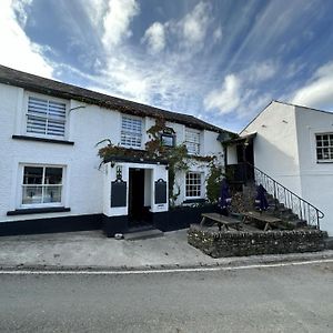 The Ship Inn Lerryn Exterior photo