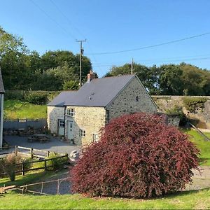 Beautiful Farm House In Idyllic Location Villa Cowbridge Exterior photo