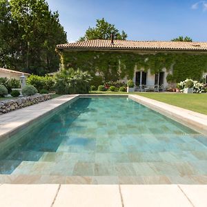 Chambres D'Hotes Domaine De Ginouilhac Le Taillan-Medoc Exterior photo