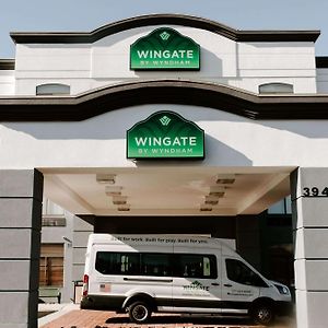 Wingate By Wyndham - Dulles International Hotel Chantilly Exterior photo