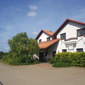 Sakowcowka - Agroturystyka , Stajnia Bed & Breakfast Lapino Kartuskie Exterior photo