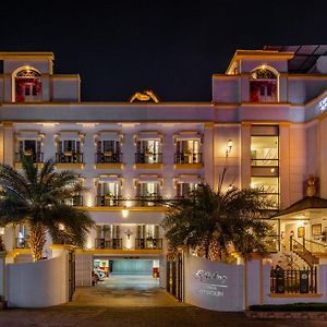 Sterling Marbella Dehradun Hotel Exterior photo