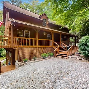 Misty Falls Hideaway Villa Glenville Exterior photo