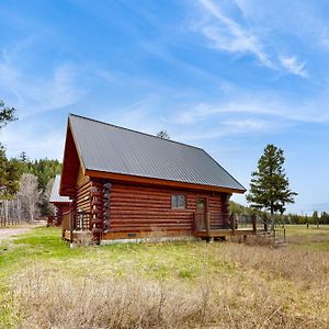 Cabin 3 - Grey Wolf Villa Polebridge Exterior photo