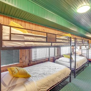 Charming Converted Railcar Studio In Joplin! Exterior photo