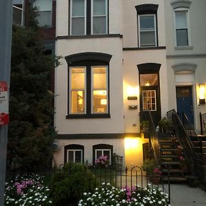 Stylish Renovated Flat, Central, Walk To Dc Sights Apartment Washington Exterior photo