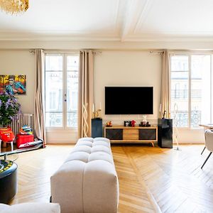 Appartement Luxe Arc De Triomphe Paris Exterior photo