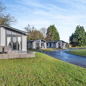 Faringdon Grange Hotel Exterior photo