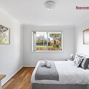 Serene Double Room - Close To Stations & Shops Panania Exterior photo