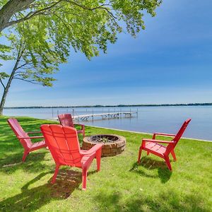 Lakefront Michigan Cottage With Grill, Dock And Kayaks Cadillac Exterior photo
