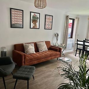 Gorgeous Flat 10 Min Walk To Stadium Free Parking Apartment London Exterior photo