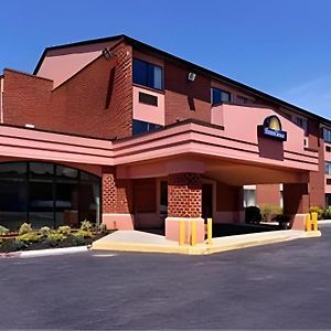 Red Roof Inn Martinsburg Exterior photo